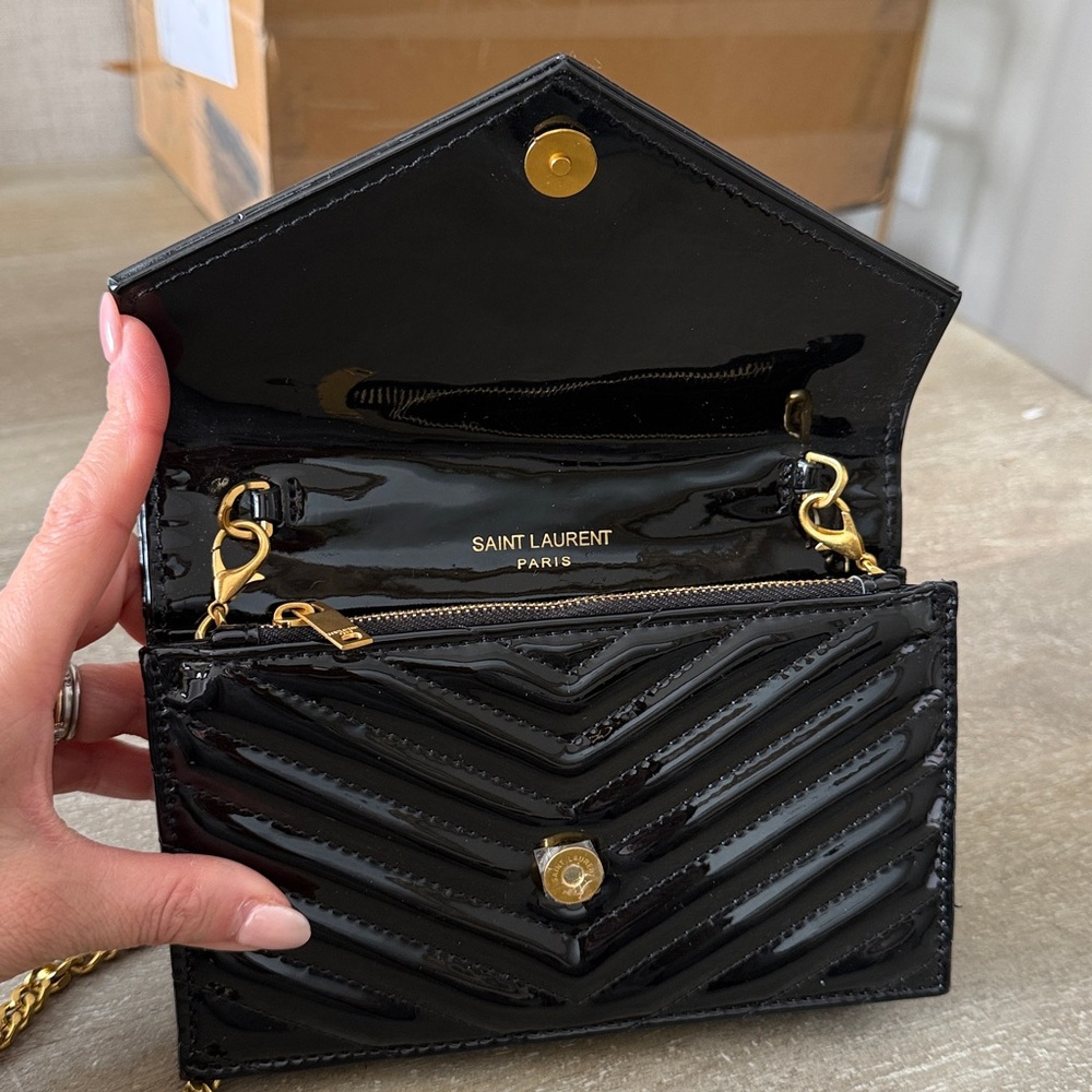 Purse - Picture 3 of 6